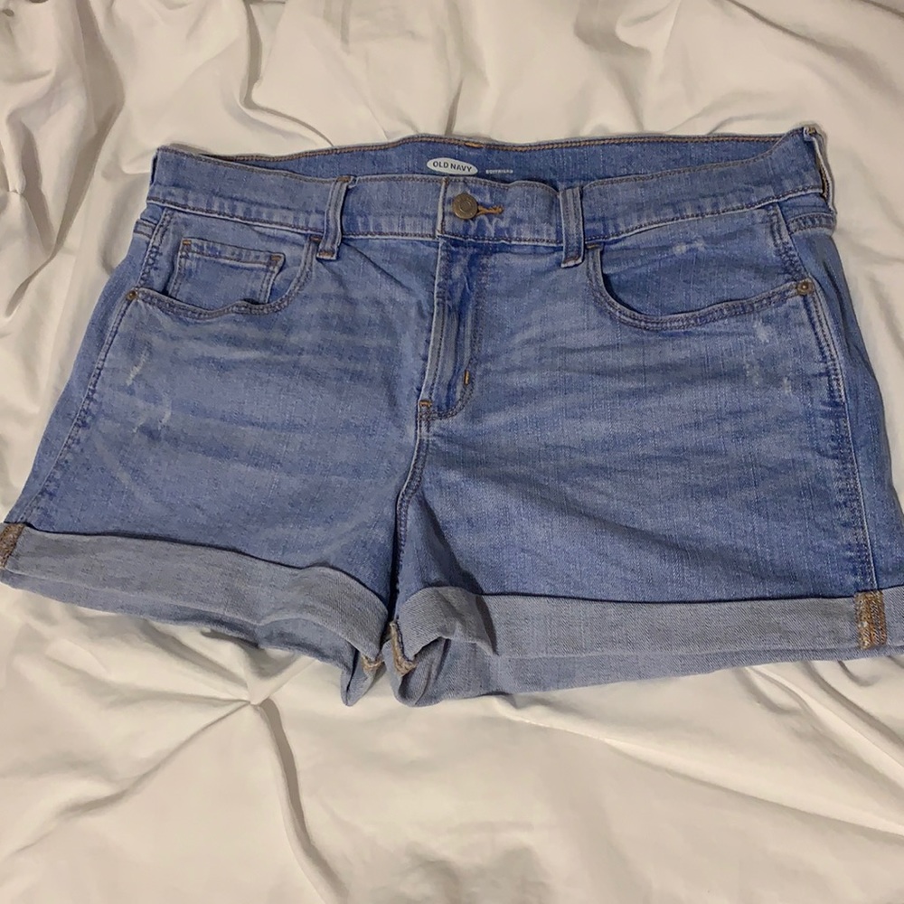 Light Wash Boyfriend Jean Shorts